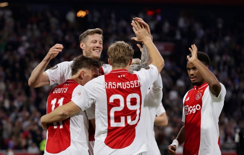 Ajax giành chiến thắng đậm đà ngày ra quân cúp C2. Ảnh: Getty